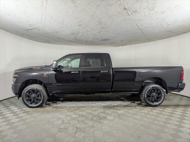 2026 Ram 3500 Big Horn Crew Cab 4x4 8' Box