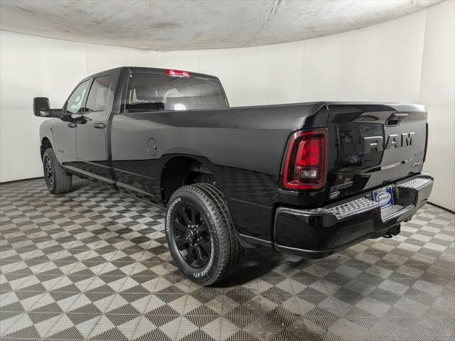 2026 Ram 3500 Big Horn Crew Cab 4x4 8' Box