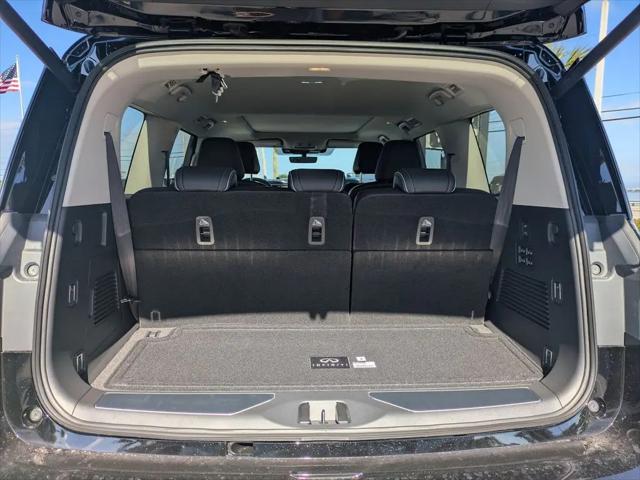 2026 INFINITI QX80 LUXE