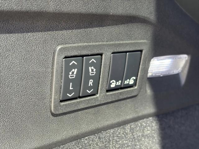 2026 Cadillac Escalade IQL Sport AWD
