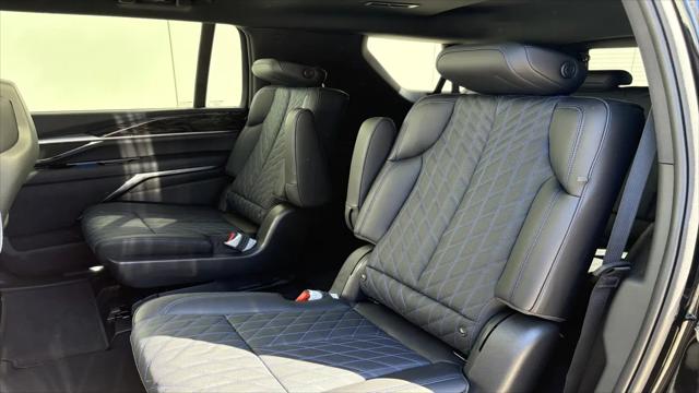 2026 Cadillac Escalade IQL Sport AWD