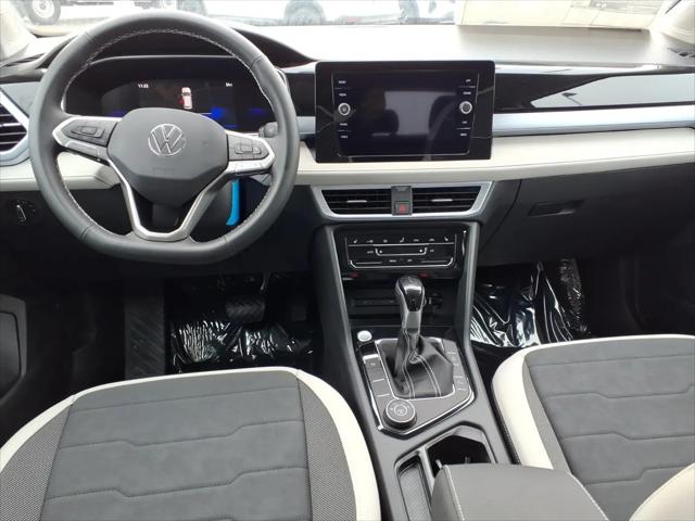 2026 Volkswagen Taos SE