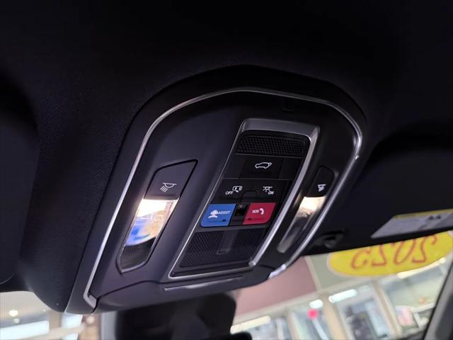 2025 Jeep Wagoneer Carbide 4x4