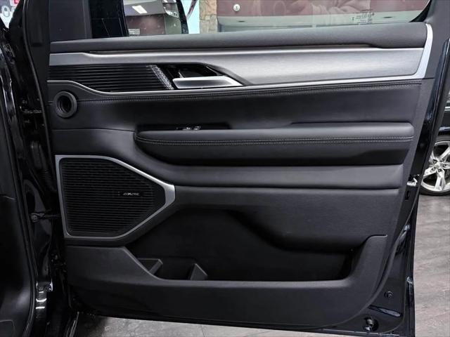 2025 Jeep Wagoneer Carbide 4x4