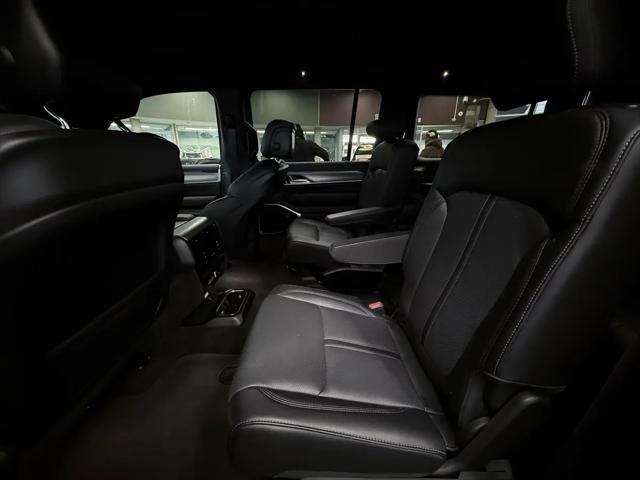 2025 Jeep Wagoneer Carbide 4x4