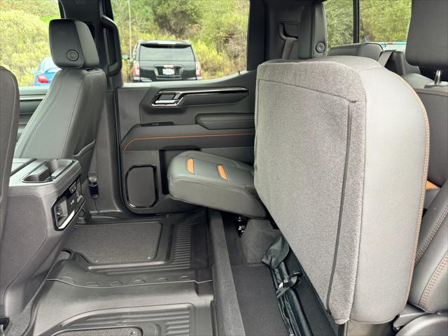 2026 GMC Sierra 1500 Crew Cab, Short Bed, AT4, 4WD