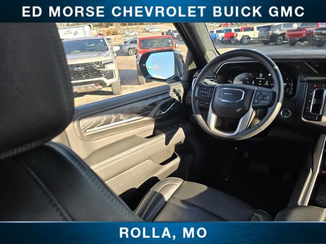 2023 GMC Yukon 4WD Denali