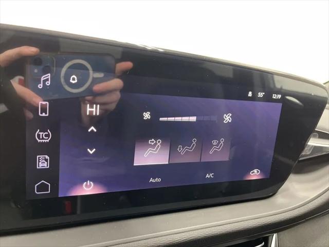 2026 Buick NV Preferred FWD
