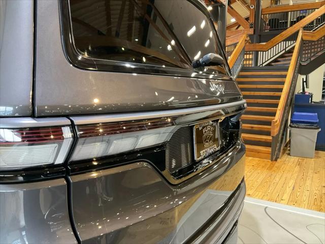 2026 Jeep Grand Wagoneer L Limited Altitude 4x4