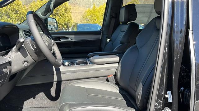 2026 Jeep Grand Wagoneer L 4x4