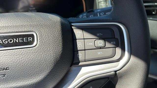 2026 Jeep Grand Wagoneer L 4x4
