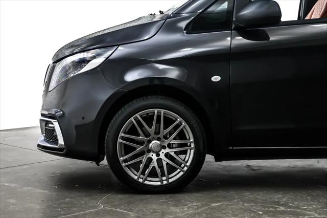 2023 Mercedes-Benz Metris Standard