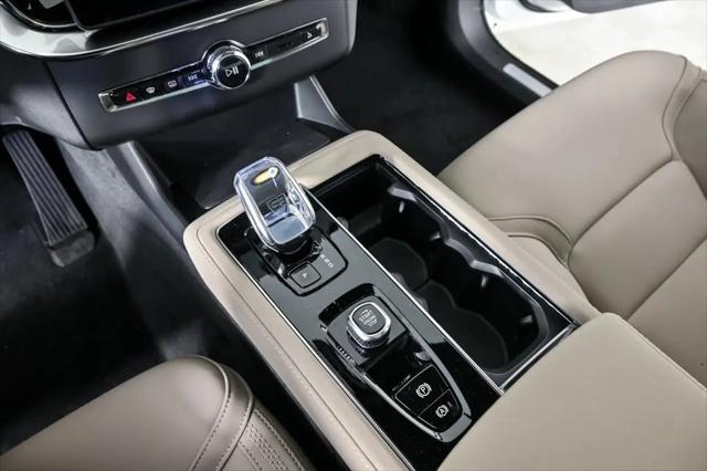 2026 Volvo XC90 Plus, B6 AWD Gas (mild hybrid), Gasoline, Bright, 7 Seats