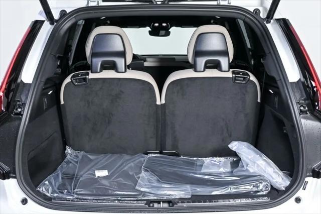 2026 Volvo XC90 Plus, B6 AWD Gas (mild hybrid), Gasoline, Bright, 7 Seats
