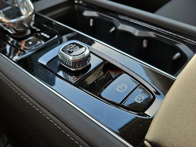 2026 Volvo XC90 Plug-In Hybrid Plus, T8 AWD, Electric/Gasoline, Bright, 7 Seats