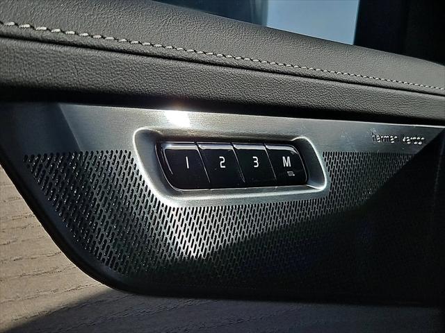 2026 Volvo XC90 Plug-In Hybrid Plus, T8 AWD, Electric/Gasoline, Bright, 7 Seats