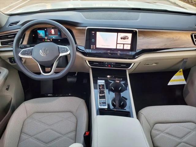 2026 Volkswagen Atlas SE with Technology