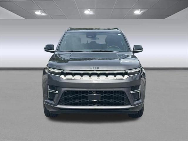 2026 Jeep Grand Wagoneer 4x2