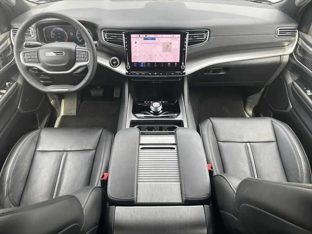 2026 Jeep Grand Wagoneer 4x2