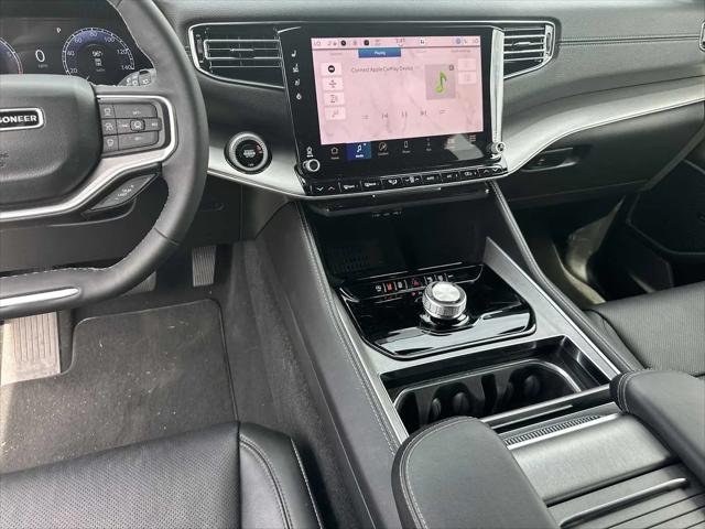 2026 Jeep Grand Wagoneer 4x2