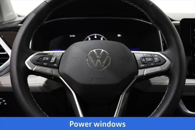 2026 Volkswagen Taos SE