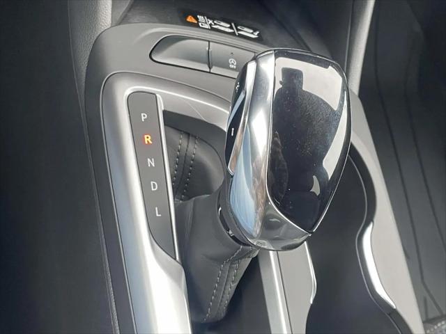 2026 Buick NV Preferred FWD