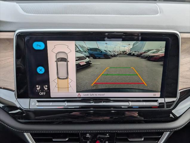 2026 Volkswagen Atlas SE with Technology