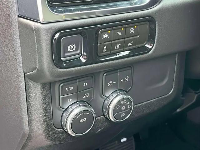 2026 GMC Yukon XL 4WD Elevation