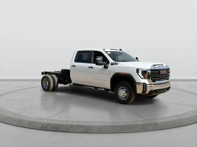 2026 GMC Sierra 3500HD Pro