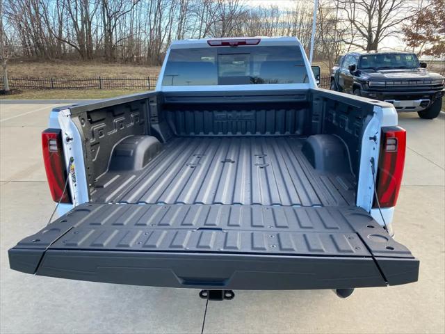 2026 GMC Sierra 2500HD Crew Cab, Standard Bed, Denali, 4WD