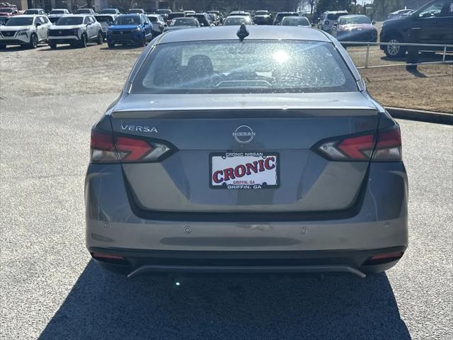 2025 Nissan Versa 1.6 SR