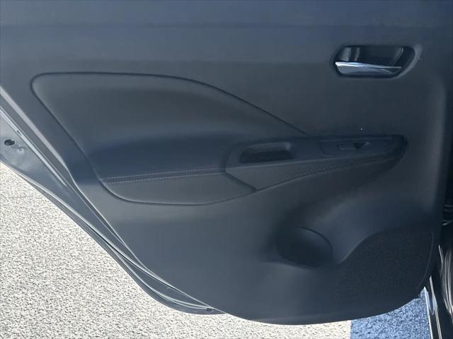 2025 Nissan Versa 1.6 SR
