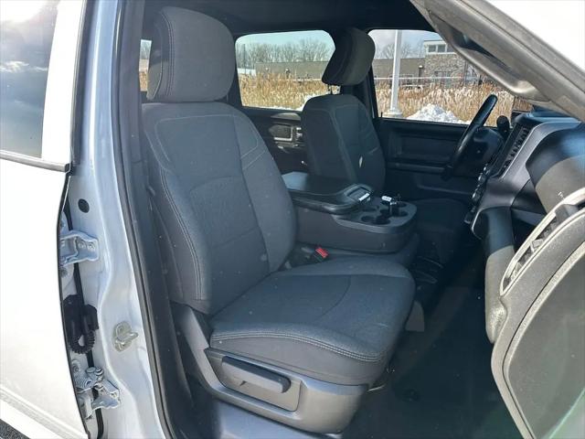 2024 Ram 3500 Tradesman Crew Cab 4x4 6'4" Box