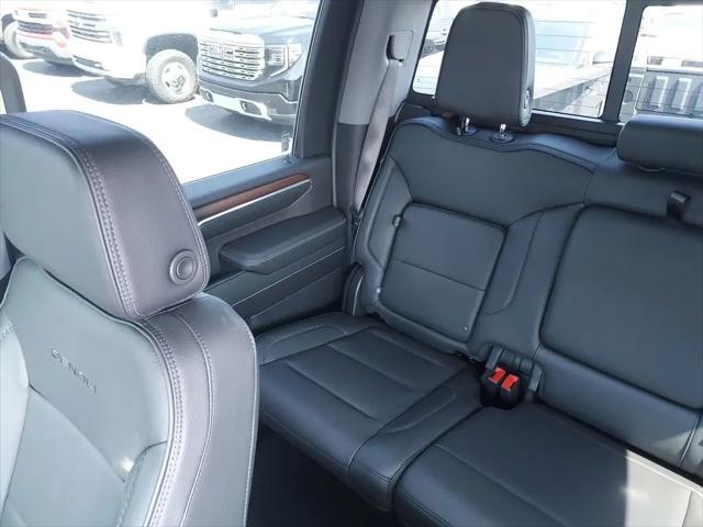 2024 GMC Sierra 2500HD 4WD Crew Cab Standard Bed Denali