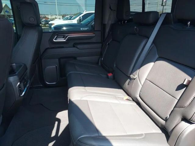2024 GMC Sierra 2500HD 4WD Crew Cab Standard Bed Denali