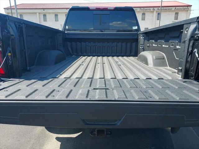 2024 GMC Sierra 2500HD 4WD Crew Cab Standard Bed Denali