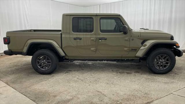 2026 Jeep Gladiator Sport S