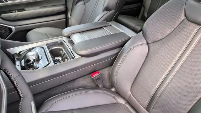 2026 Jeep Grand Wagoneer Limited Altitude 4x4