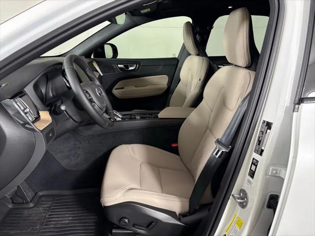 2026 Volvo XC60 B5 Core