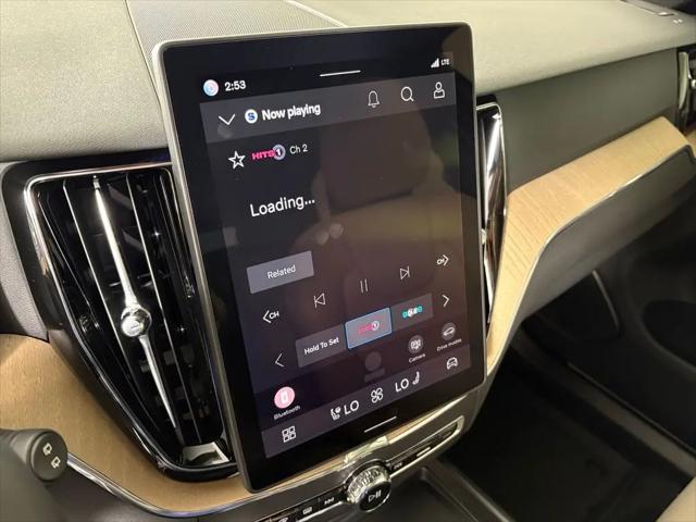 2026 Volvo XC60 B5 Core