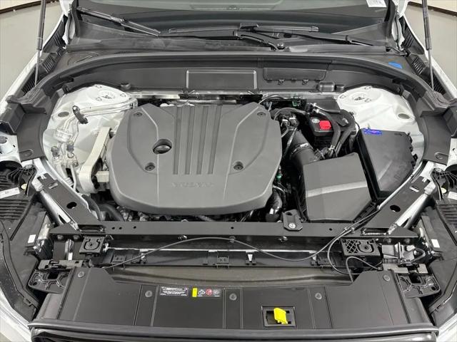 2026 Volvo XC60 B5 Core