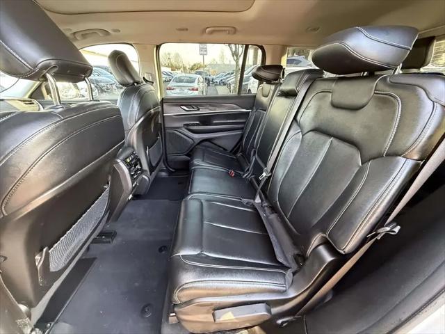 2023 Jeep Grand Cherokee L Limited 4x4