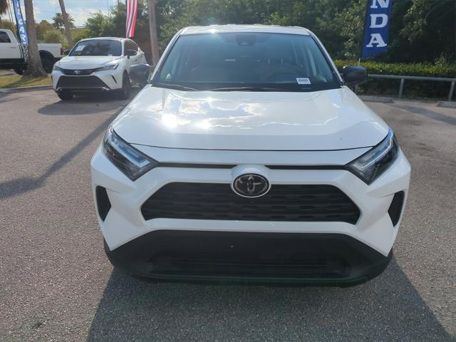 2023 Toyota RAV4 LE 2023 Toyota RAV4 LE