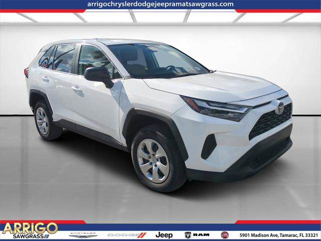 2023 Toyota RAV4 LE