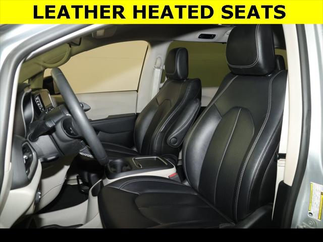 2024 Chrysler Pacifica Touring L 2024 Chrysler Pacifica Touring L