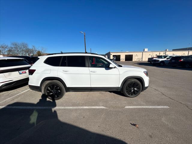 2024 Volkswagen Atlas 2.0T SE w/Technology
