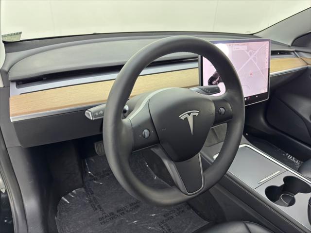 2022 Tesla Model 3 Rear-Wheel Drive