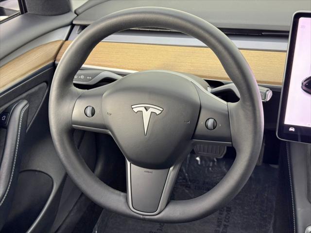 2022 Tesla Model 3 Rear-Wheel Drive