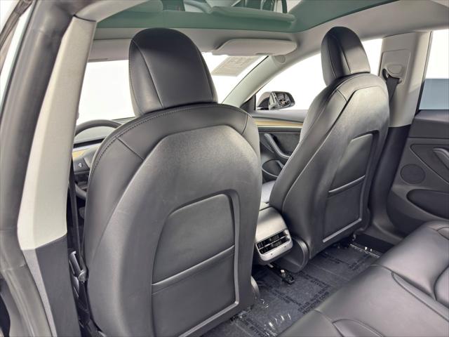 2022 Tesla Model 3 Rear-Wheel Drive