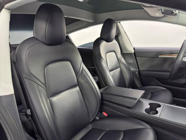 2022 Tesla Model 3 Rear-Wheel Drive